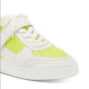 Vince Camuto | Sargita Leather Sneaker